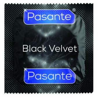 Pasante Black Fantasy Condoms (Large)