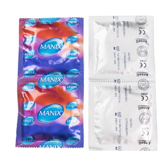 Mates By Manix Strawberry Flavoured Condoms